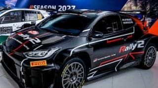 トヨタ、GRヤリス・ラリー2の舗装テストをフランスで実施。カッレ・ロバンペラも走行