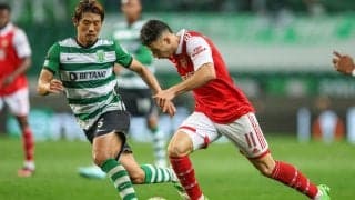 「決断と実行が遅い」オウンゴールにも繋がった守田英正のプレーに現地は厳しい評価「間違った場所にいた」