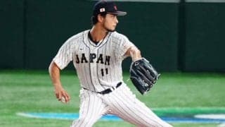 ダルビッシュ、初回3者凡退発進　最速154キロ、“日韓対決”さすがの立ち上がり