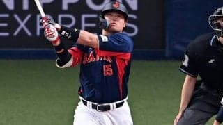 村上宗隆の「４番起用」は是か非か？日本一の投手コーチが見解「あと２試合は使うと思う」