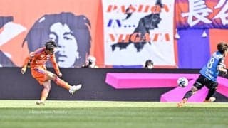 「日本代表に欲しい」「天才！」新潟MF伊藤涼太郎の川崎を撃破した「ニアぶち込みゴール」が大絶賛！ PA外からねじ込んだ豪快シュート