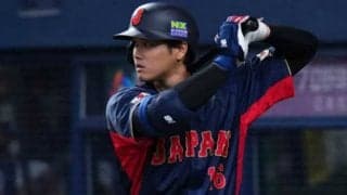 大谷翔平、看板直撃の先制3ラン　4戦16打席目で生まれた120m弾、満員のドーム総立ち