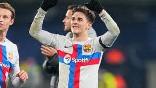 「普通に危ない」「いつか死んでしまう」バルサMFガビが見せたボールへの執念、倒れ込みながら頭で止めに行くプレーに称賛と心配の声「この闘争心が大好き」「気持ちはわかるが…」