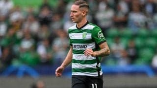 「今年最高のゴール」「天才が魔法の一撃」守田英正の目の前で同僚が衝撃ゴール！パスミスをラボーナで豪快に決める「2023年のプスカシュ賞だ」