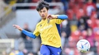 「何度見ても、魔法のよう」ブライトン公式が公開した、三笘薫の「入れ替わりドリブル」が4万回再生の大反響！ 現地ファンからは、「この男は悪魔だ！」の声