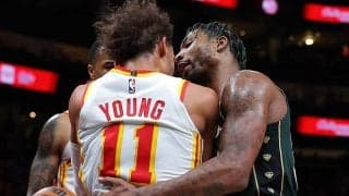 300万超の罰金を科されたマーカス・スマート…ホークス戦でトレイ・ヤングと衝突