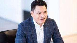 井口資仁氏が15年ぶりに米キャンプ訪問　体感した“日本との違い”やルール改正の影響