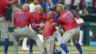 死の組で波乱…優勝候補ドミニカ1次R敗退　プエルトリコ快勝も守護神が歓喜の輪で負傷