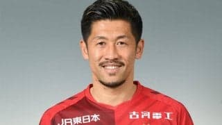 千葉GK新井章太が卒園式の息子とツーショット公開！園長先生の金言、不安なコロナ禍経ての晴天式にも感慨