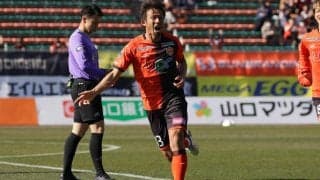 これぞ偉業、元日本代表MF山瀬功治がJリーグ24年連続ゴール! J2歴代3位の年長記録にも
