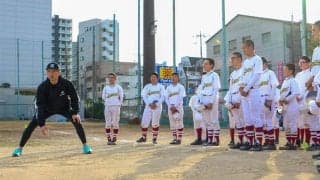 盗塁の成功率を上げる“リード”　プロも実践…牽制死を避ける重心のかけ方