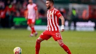 これぞスポーツマンシップ！転倒含むデュエルの応酬も、手の不自由な対戦相手をウニオンDFがヘルプ