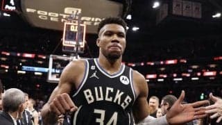 アデトクンボがFG成功率100%で20得点以上のトリプルダブルを達成…史上4人目の選手に