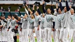侍ジャパンが見せた“優勝後の振る舞い”に米注目！整列して一礼「クールな瞬間だ」