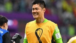 40歳バースデーフォトに川島永嗣が多数!? 参加者が本人のお面被って祝福