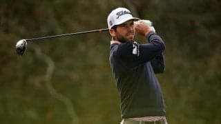 ガーネットとマーティンが首位発進