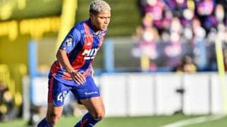 「魔法にかけられたような左足」初陣のウルグアイ代表に臨む日本代表・21歳の左SBバングーナガンデ佳史扶のパワープレーをJ公式が公開