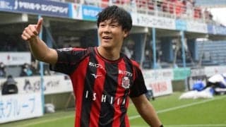 札幌に17歳のヒーロー現る！　2種登録の出間思努が2点差から粘る磐田に決勝ゴール【ルヴァンカップ】