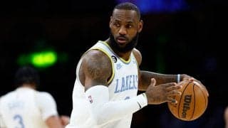 右足の腱を痛めて欠場中のレブロン…27日のブルズ戦でステータスが“疑わしい”に更新