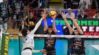 石川祐希のミラノがセット先取も逆転で敗れる　プレーオフ準々決勝第3戦