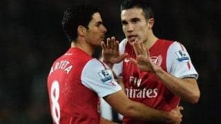 ファン・ペルシが悲願達成目指す古巣アーセナルにエール　「間違いなく優勝へと突き進んでいる」