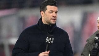 ドイツのレジェンド・バラック氏が21歳モデルとキス…新恋人は2年前に他界した息子の親友