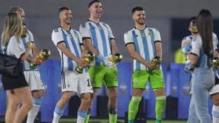 アルゼンチン代表の妻たちにまで“股間パフォーマンス”が波及！W杯トロフィーのレプリカ用いて完全再現