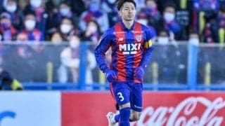 「なんかすごいの来た」FC東京・森重真人と小池百合子都知事の「ユニフォームショット」公開！ プロスポーツチームと初提携での記念写真