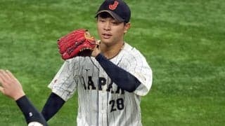 「スカウトの間で大きな話題に」侍ジャパンの若き右腕に米誌が注目！「最も強力な打者を苦しめた」
