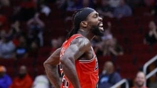 ブルズでフィットするベバリーが古巣レイカーズと比較「俺がスプーンだとしたら…」