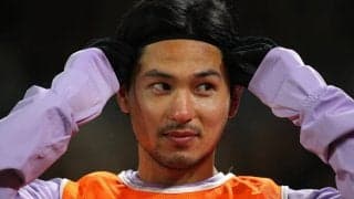 「なんて男」「良いヘアスタイル」髭を蓄え、髪も伸びた南野拓実にチームメイトがエール？ イジり？