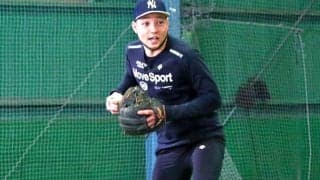 胸の倒し方で送球の強さと正確さが変わる　米国流コーチが解説…ボールを使ったドリル