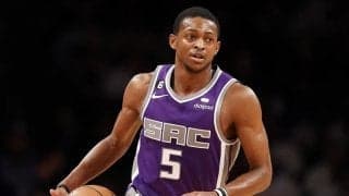 キングスが17年ぶりのPO進出決定…最古参のフォックスは「やっと解放されて最高の気分」