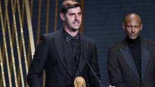 「パーフェクト」「文句のつけようがない」178cmのモデル妻と199cmのクルトワの2ショットが話題！雑誌の表紙も飾る「みんなが夢見る姿」