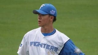 「イチローやん」　後ずさりしながら…驚愕の“曲芸打ち”が「常人離れしてる」