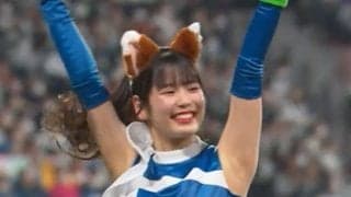 お腹チラリのチアは「女神説あるよね」　初勝利呼ぶ“フリフリ”が「マジでかわいい」