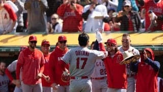 【MLB】HRを放つ大谷翔平の背後に「怒涛のくら寿司」　中継見たファンの間で“話題沸騰”