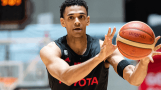 8人で宇都宮に勝利したA東京…サイズ「気持ちが1つになった試合だった」