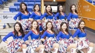 横浜Ｆ・マリノスを華やかにサポートする美しきチアリーダーたち 「トリコロールマーメイズ」がJ1連覇への熱い想いを語った
