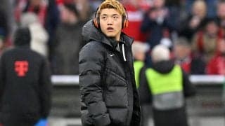 「笑顔可愛い」「笑った顔が好きすぎる」堂安律が和食を前に思わず笑顔になるオフショットが話題「むちゃ美味しそう！！」