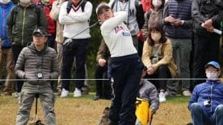 山下美夢有が単独首位で最終日へ 1打差に岩井千怜