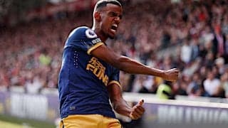 逆転勝利のニューカッスルが5連勝で3位をキープ！《プレミアリーグ》