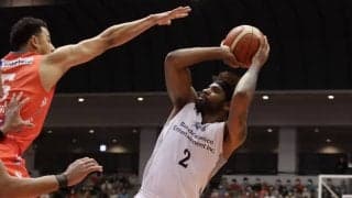 島根がオーバータイムの末に広島に粘り勝ち…広島は勝利寸前に追いつかれ息切れ