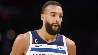 内輪もめの当事者となったゴベア…レイカーズとのプレーイン・トーナメントは出場停止処分に