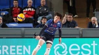 石川祐希のミラノ　プレーオフ準決勝は黒星スタート