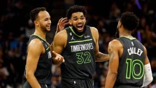 前半から主導権を握り続けたウルブズがサンダーに快勝…PO1回戦で強豪ナゲッツと激突