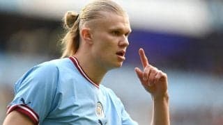 ハーランドが全身ティファニーブルーに！日本でも大人気のナイキとのコラボスニーカーを着用