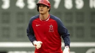 「ショウヘイにもできないことがある」“ファスナー”に大苦戦の大谷翔平に米メディアが注目「私たちと同じじゃないか」