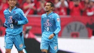 「規格外」「日本人でそうそういない」Jリーグ史に残る久保竜彦の豪快ロングシュートにファン衝撃！「そこから打とうと思うのがすごい」