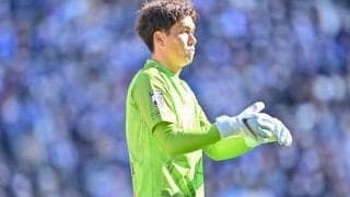 「世界ニュースになってもおかしくなかった」J2甲府GKが狙った超ロングシュートに「決まったと思ったんだけどな～」と惜しむ声…20人の頭上を越した攻撃的プレー